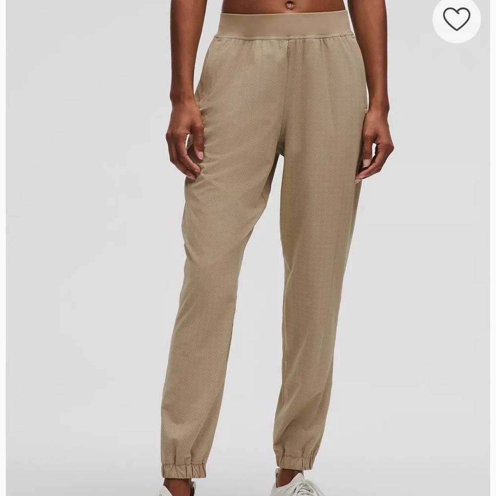 Women's Tan Pants